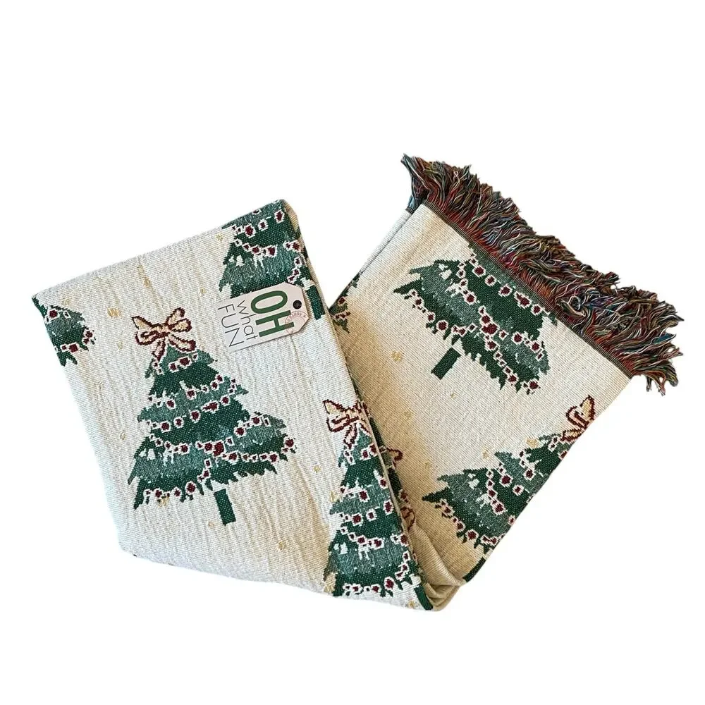 Queenwest Jacquard Throw 50x70 Christmas Tree Holiday Blanket with Fringe New